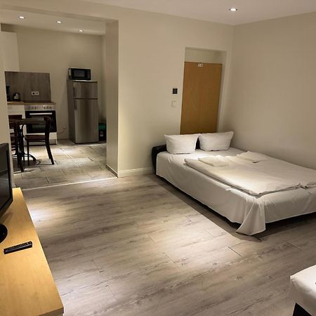 Avi City Apartments Mainhouse Дюссельдорф Экстерьер фото