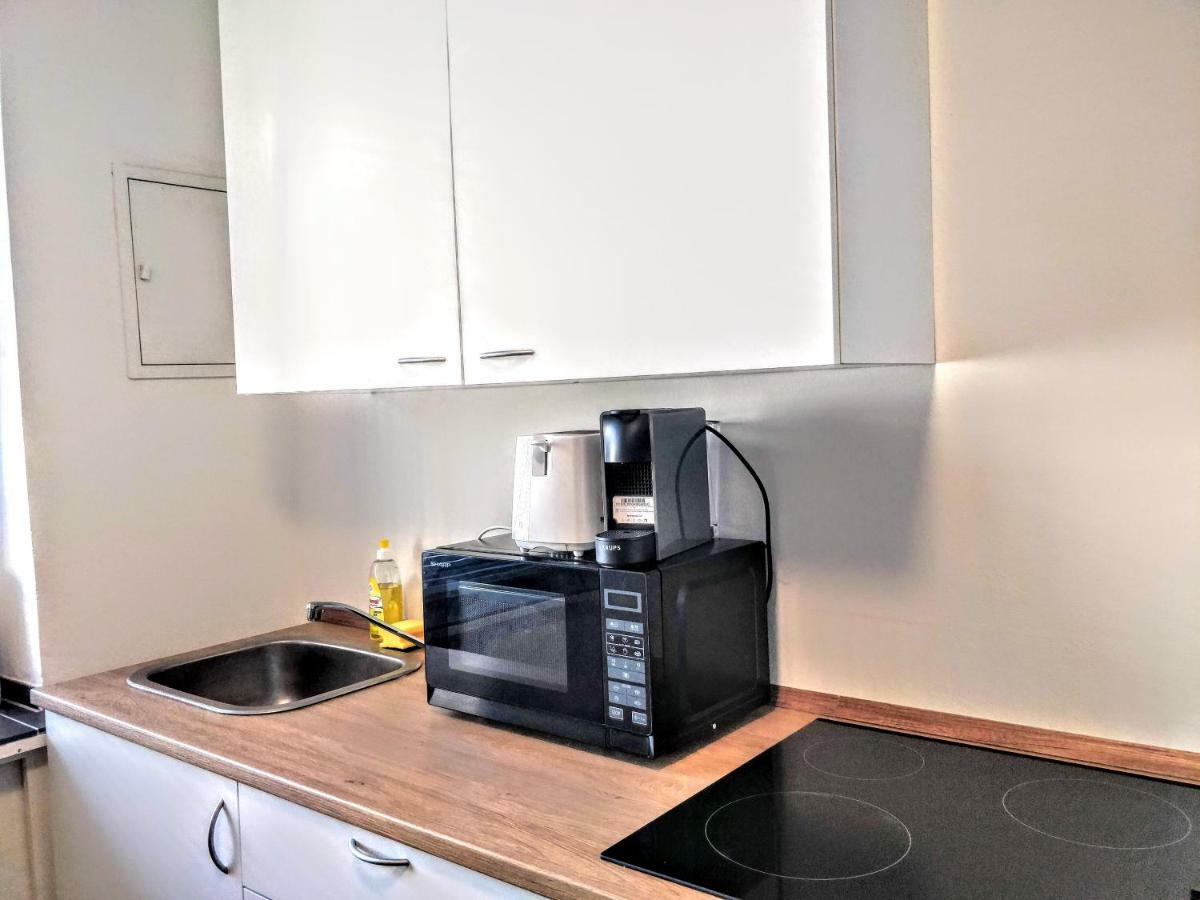 Avi City Apartments Mainhouse Дюссельдорф Экстерьер фото